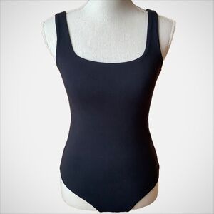 ABERCROMBIE & FITCH Navy Sleeveless Bodysuit Size M